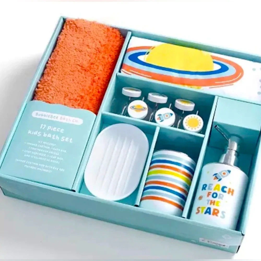 17 Piece Space Bath Set